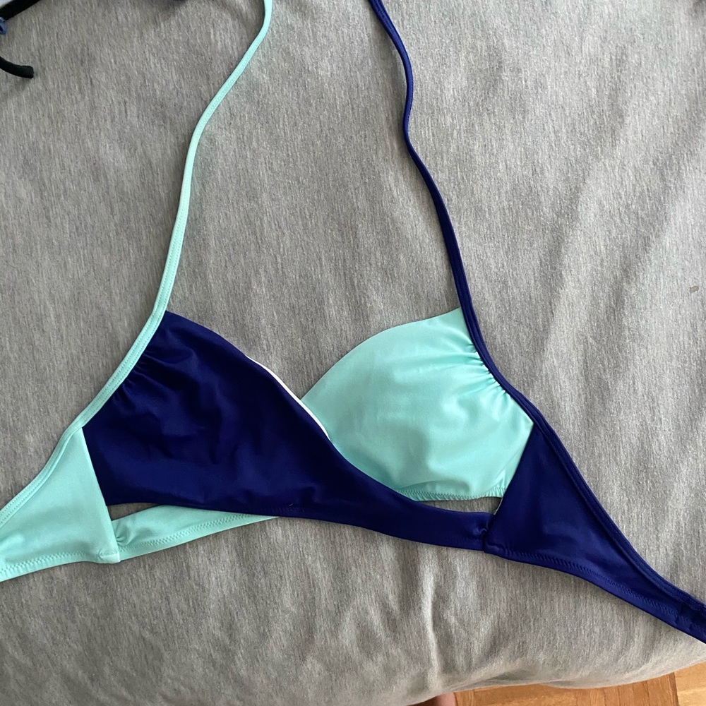 Bikini top